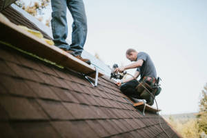 Local Roofers in Mount Auburn, KY